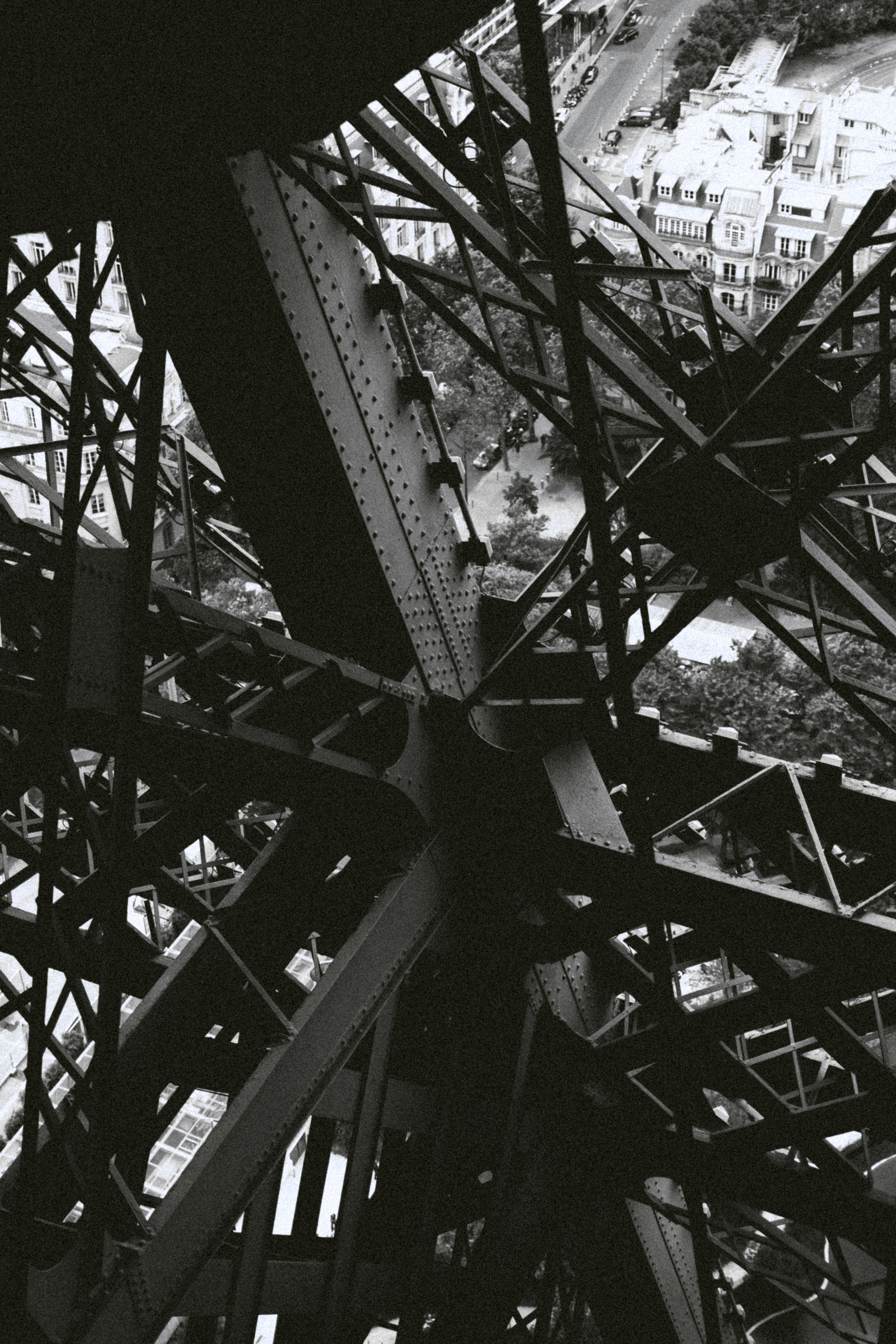 grayscale photo of metal frame